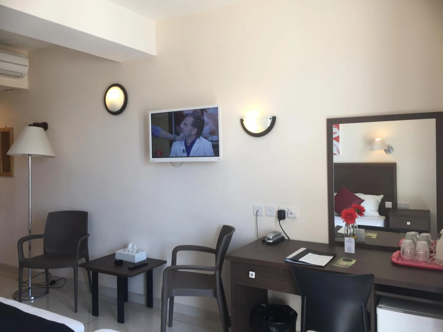 Photo - Dean Hamlet Hotel