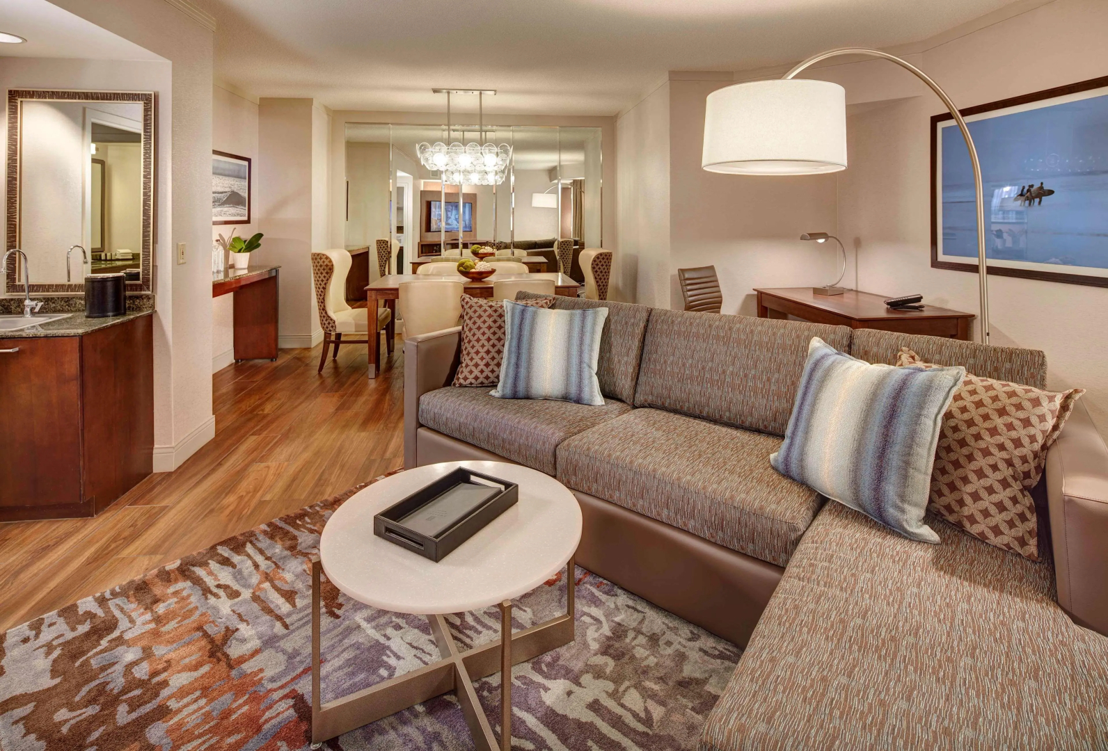 Photo - Embassy Suites by Hilton San Diego La Jolla