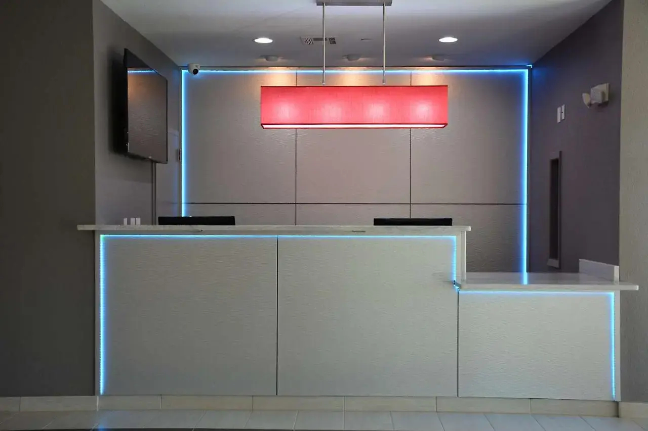 Photo - SureStay Plus Hotel by Best Western Humble