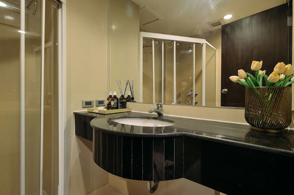 Photo - Tori crown hotel