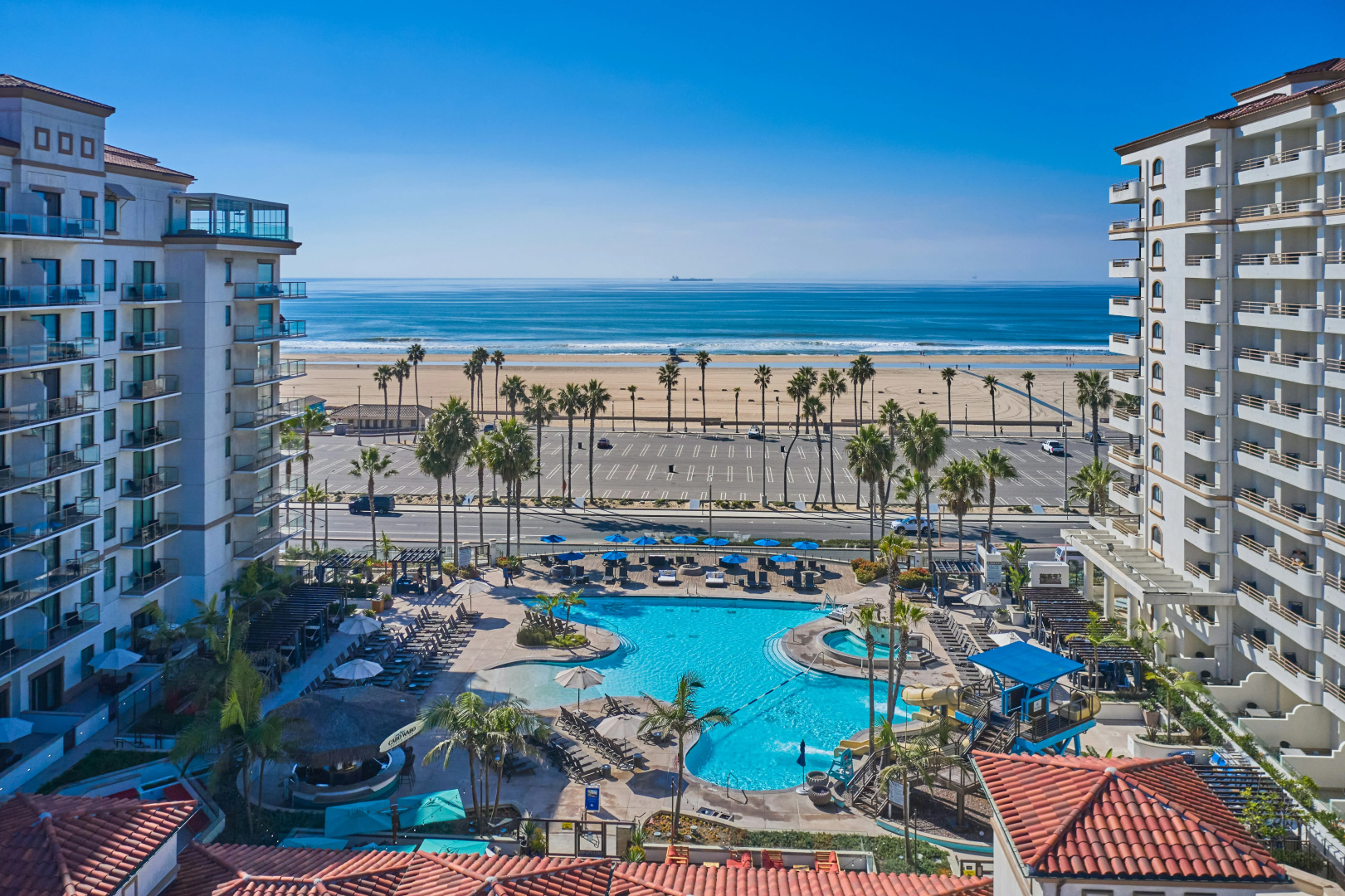 Photo - The Waterfront Beach Resort, A Hilton Hotel