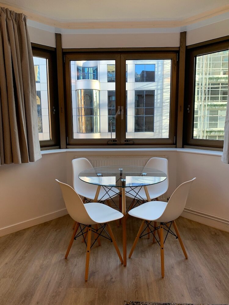 Photo - Marlyn Lodge – City of London