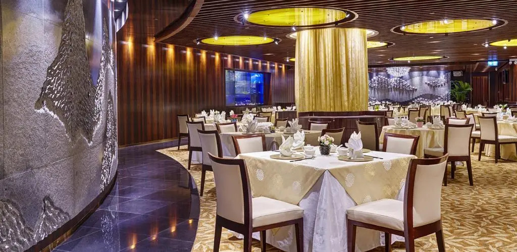 Photo - Resorts World Sentosa - Crockfords Tower