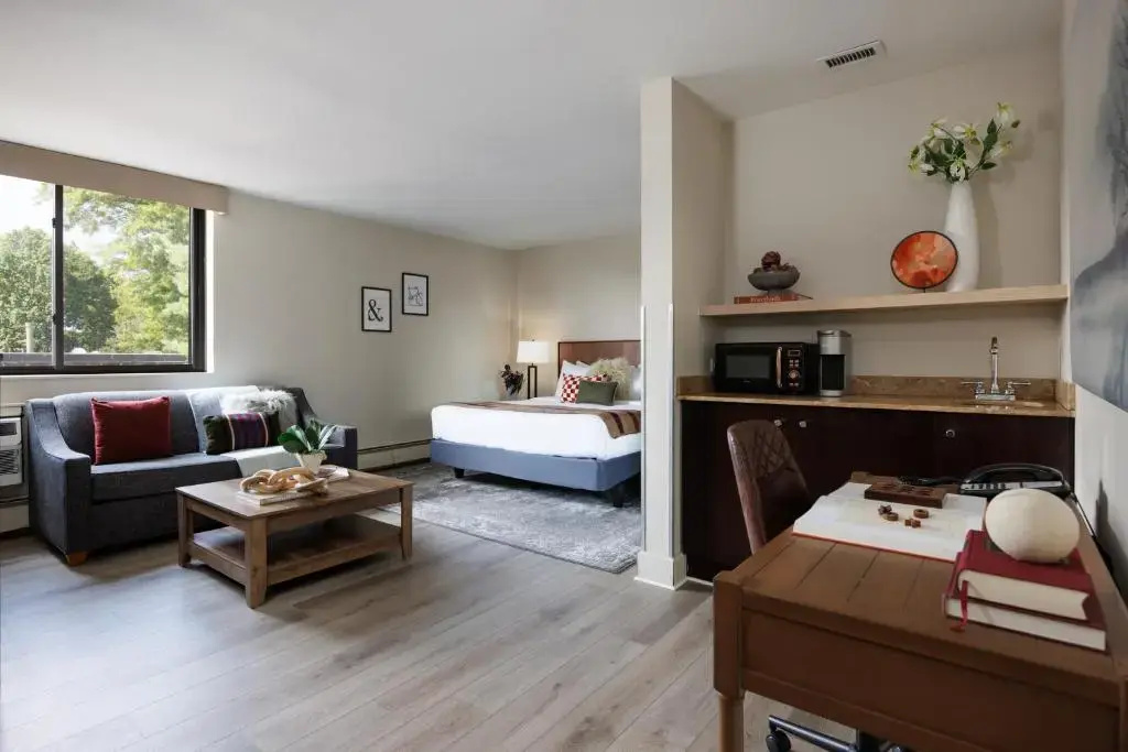 Photo - The Andrew Hotel