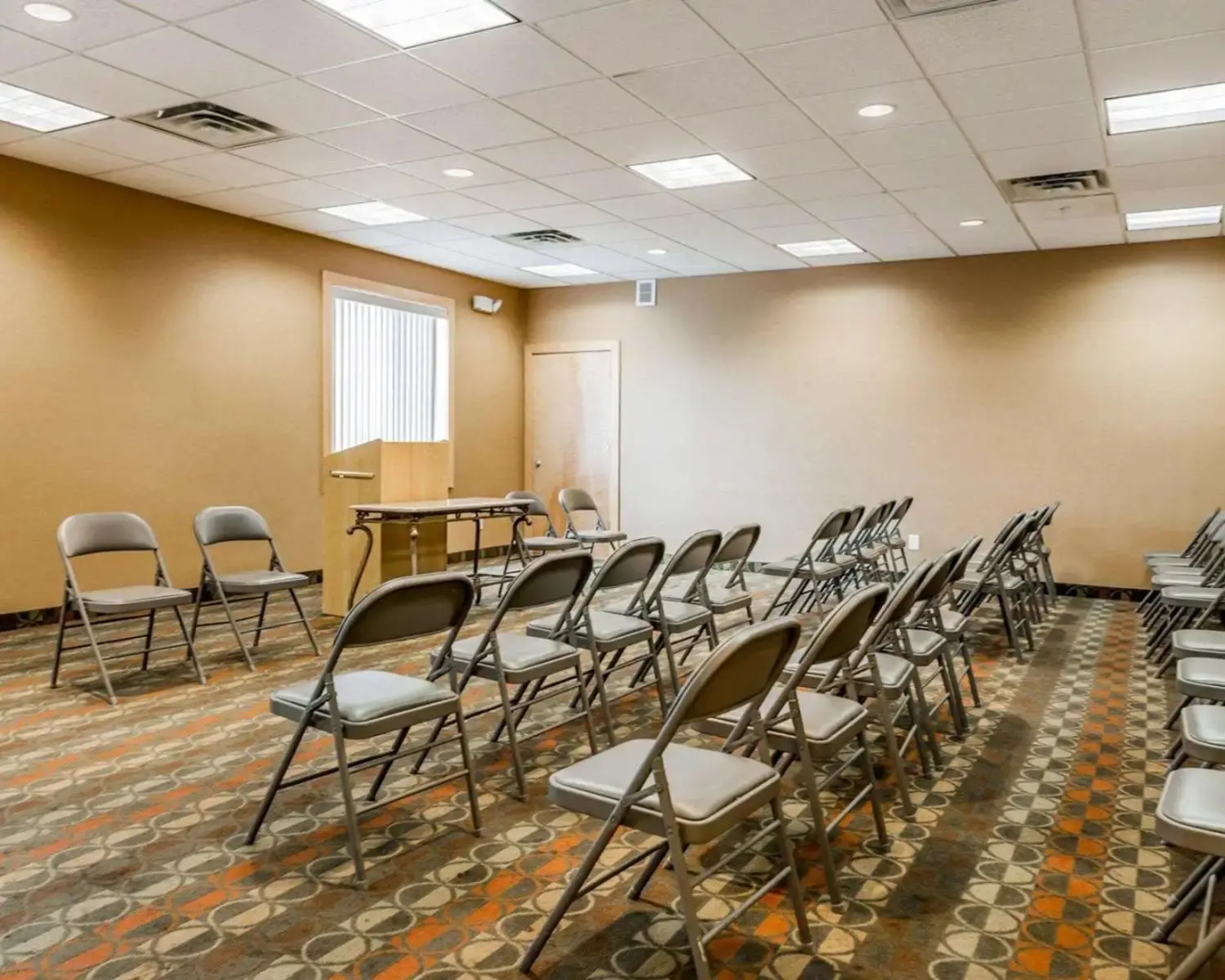 Photo - Baymont by Wyndham Indianapolis East