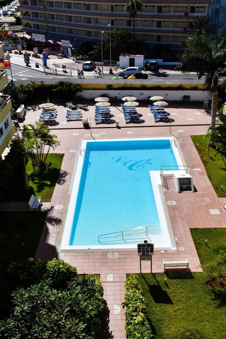 Photo - Las Camelias Apartments