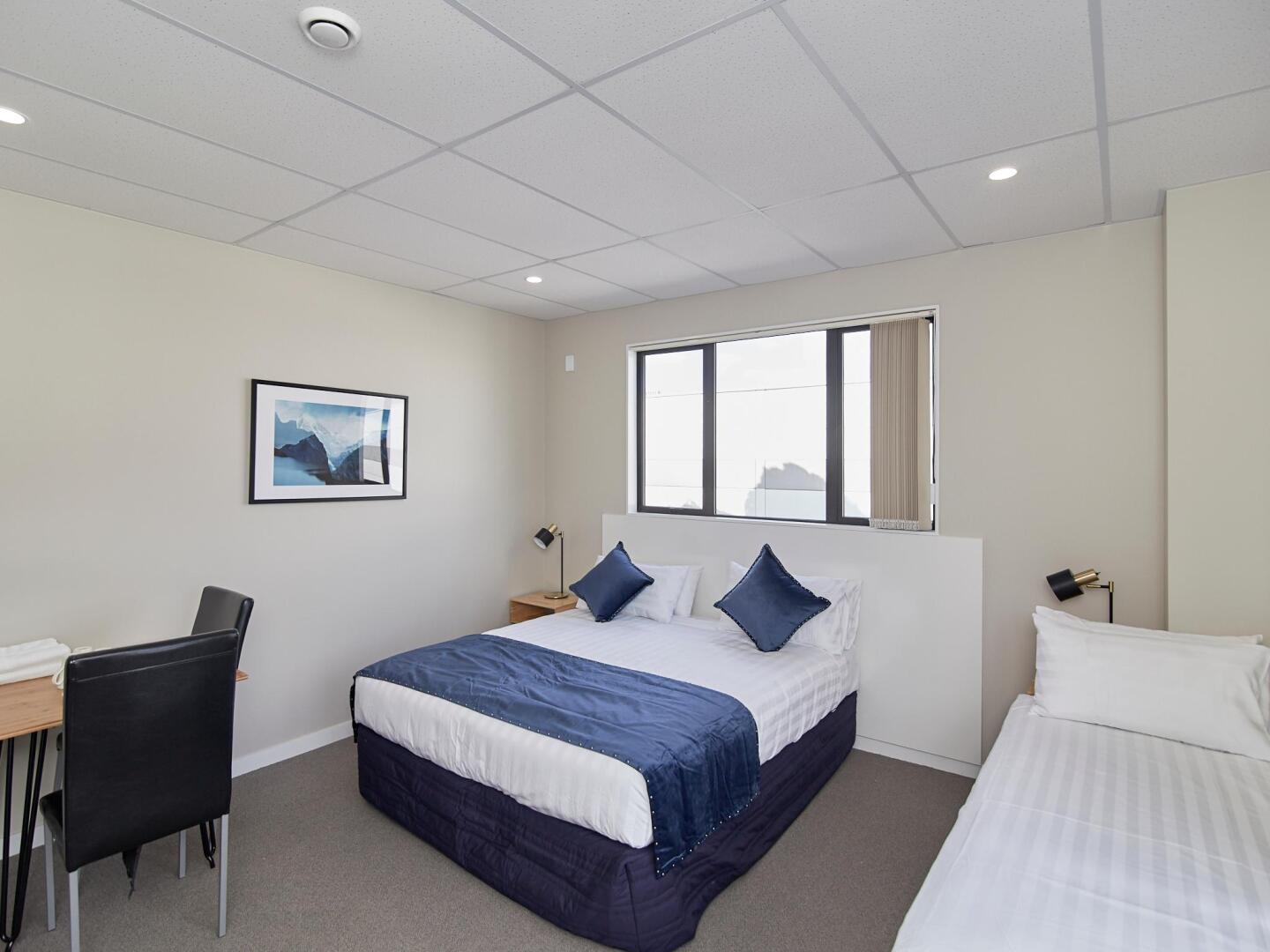 Photo - Three Palms Lodge