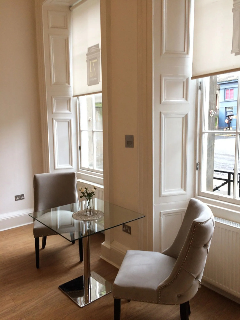 Photo - Hanover 71 Suites