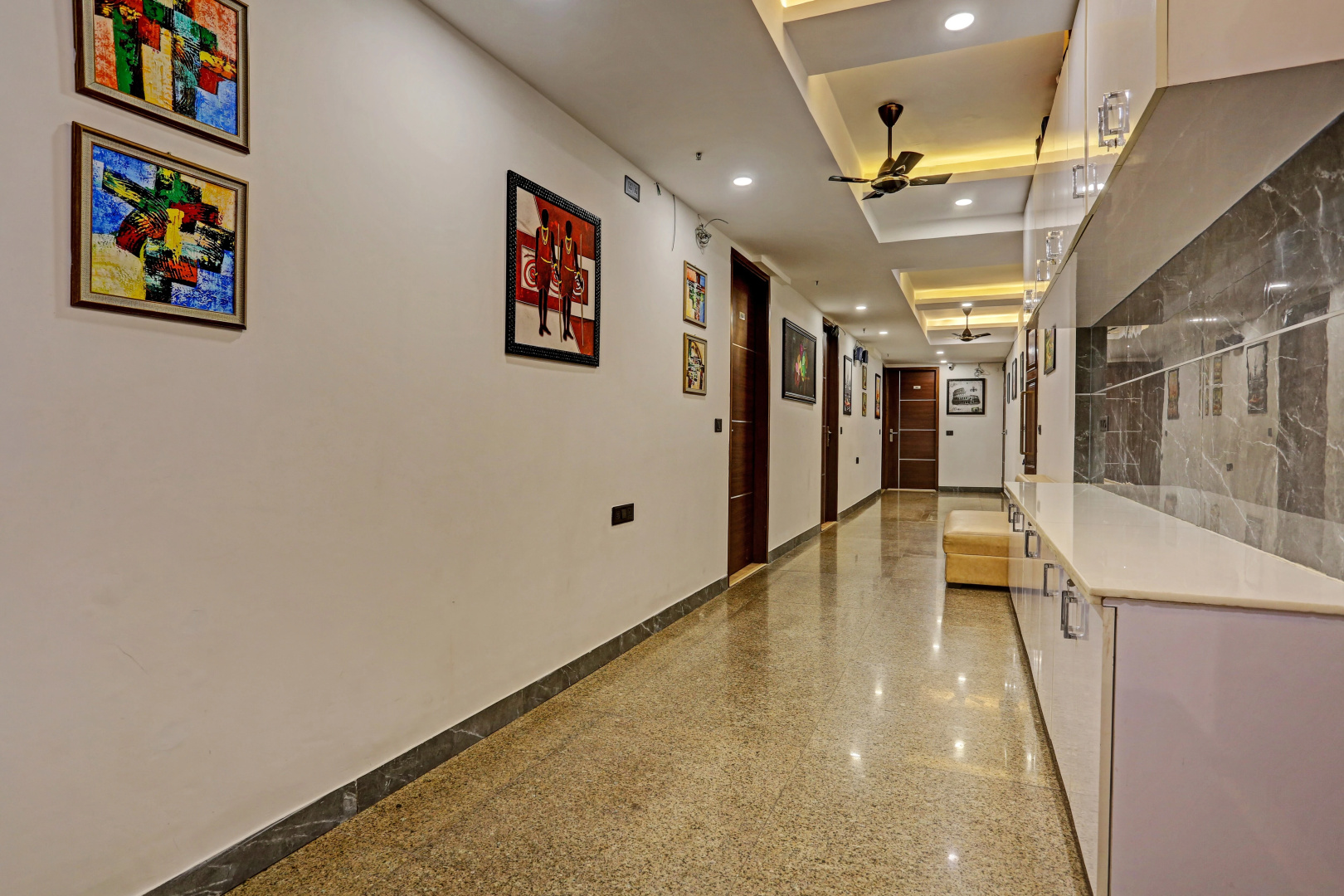 Photo - Fabhotel Golden Eye Inn