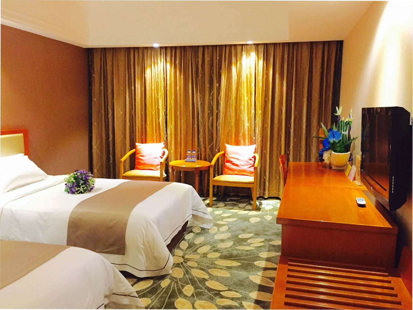 Foto - Shenzhen Kaili Hotel, Guomao Shopping Mall