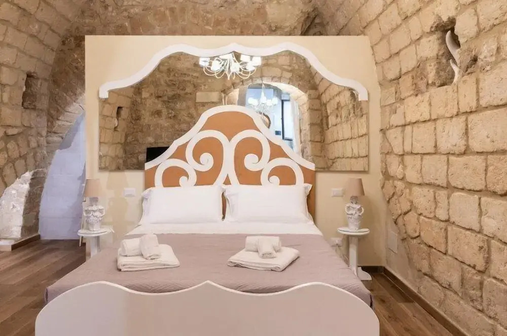 Photo - Saint Michel Room by Wonderful Italy