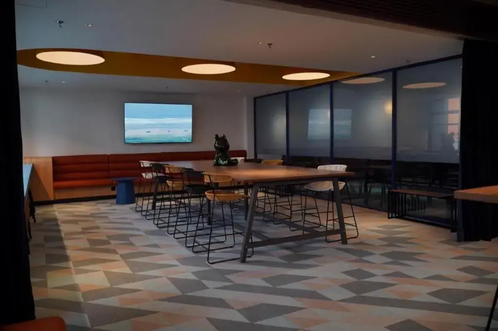 Photo - The Graph Hotel