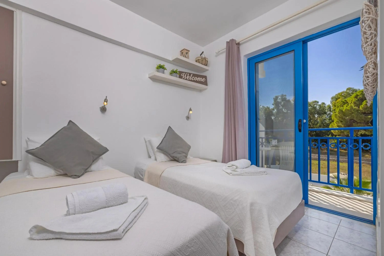 Photo - Nathalie Hotel