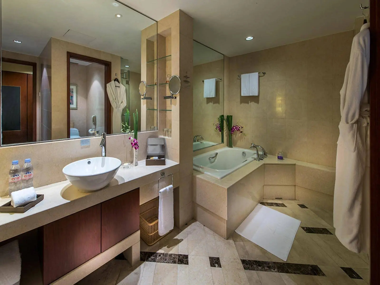 Foto - Beijing Kuntai Royal Hotel