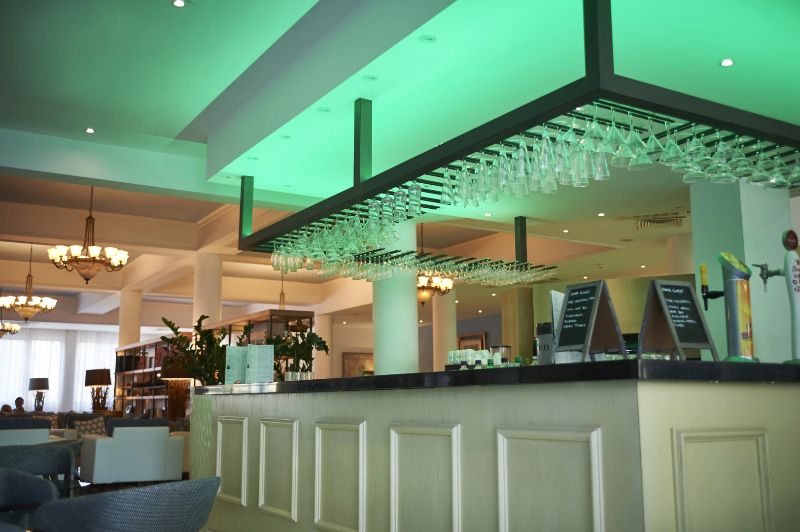 Foto - King Jason Paphos - Designed for Adults by Louis Hotels