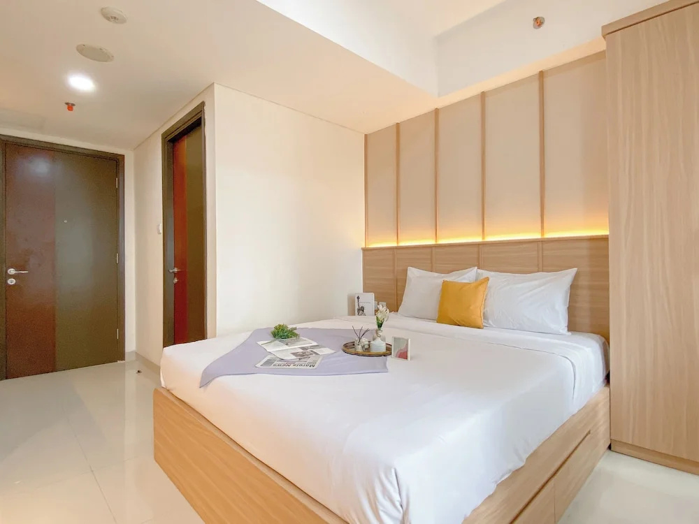 Cozy And Modern Studio Room Apartment Pollux Chadstone