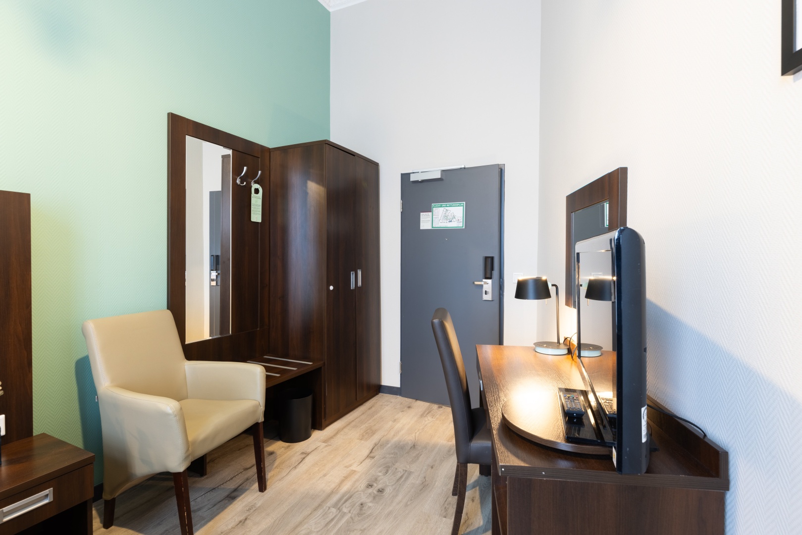 Photo - Garner Hotel Hamburg Graf Moltke by IHG