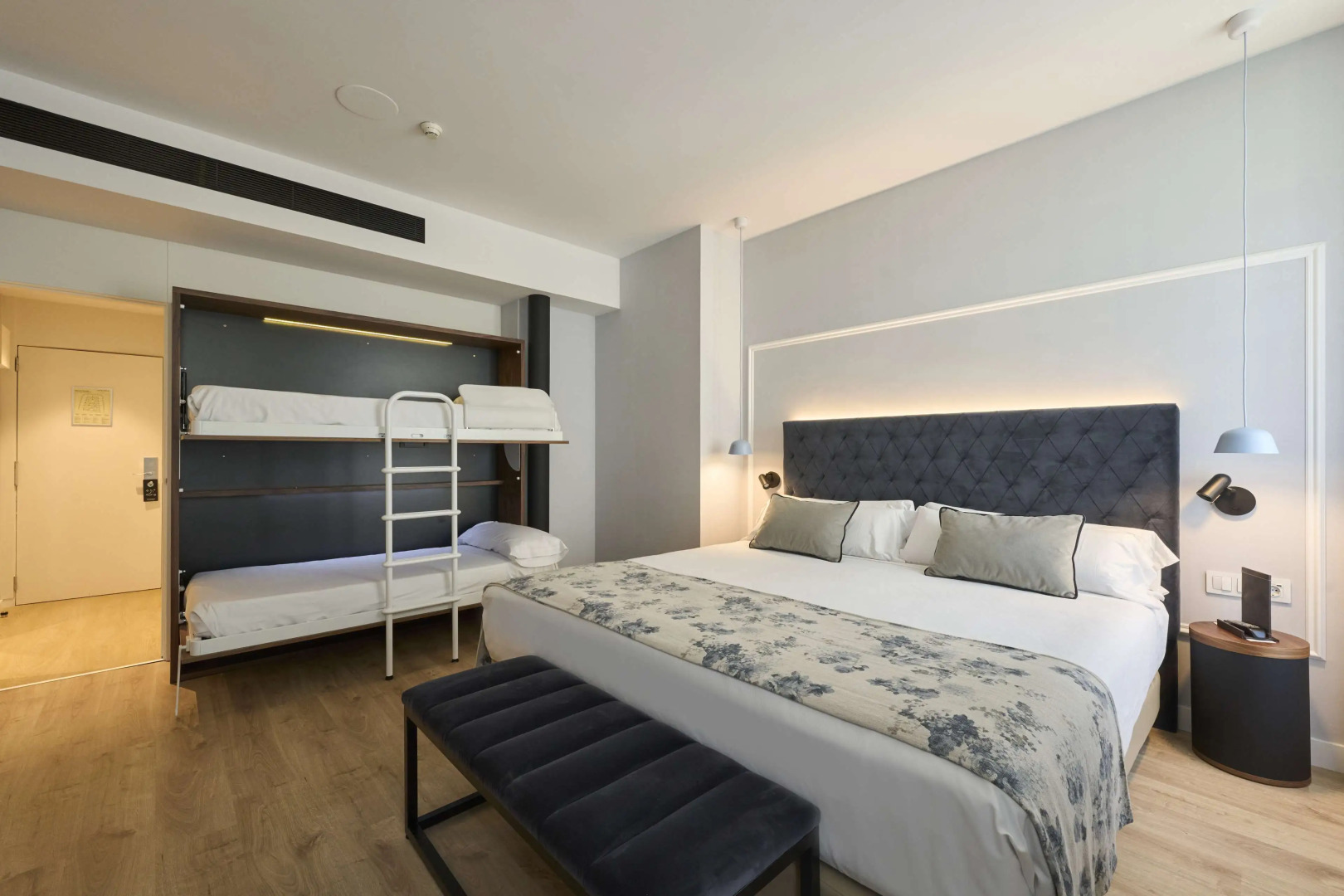 Foto - Catalonia El Pilar