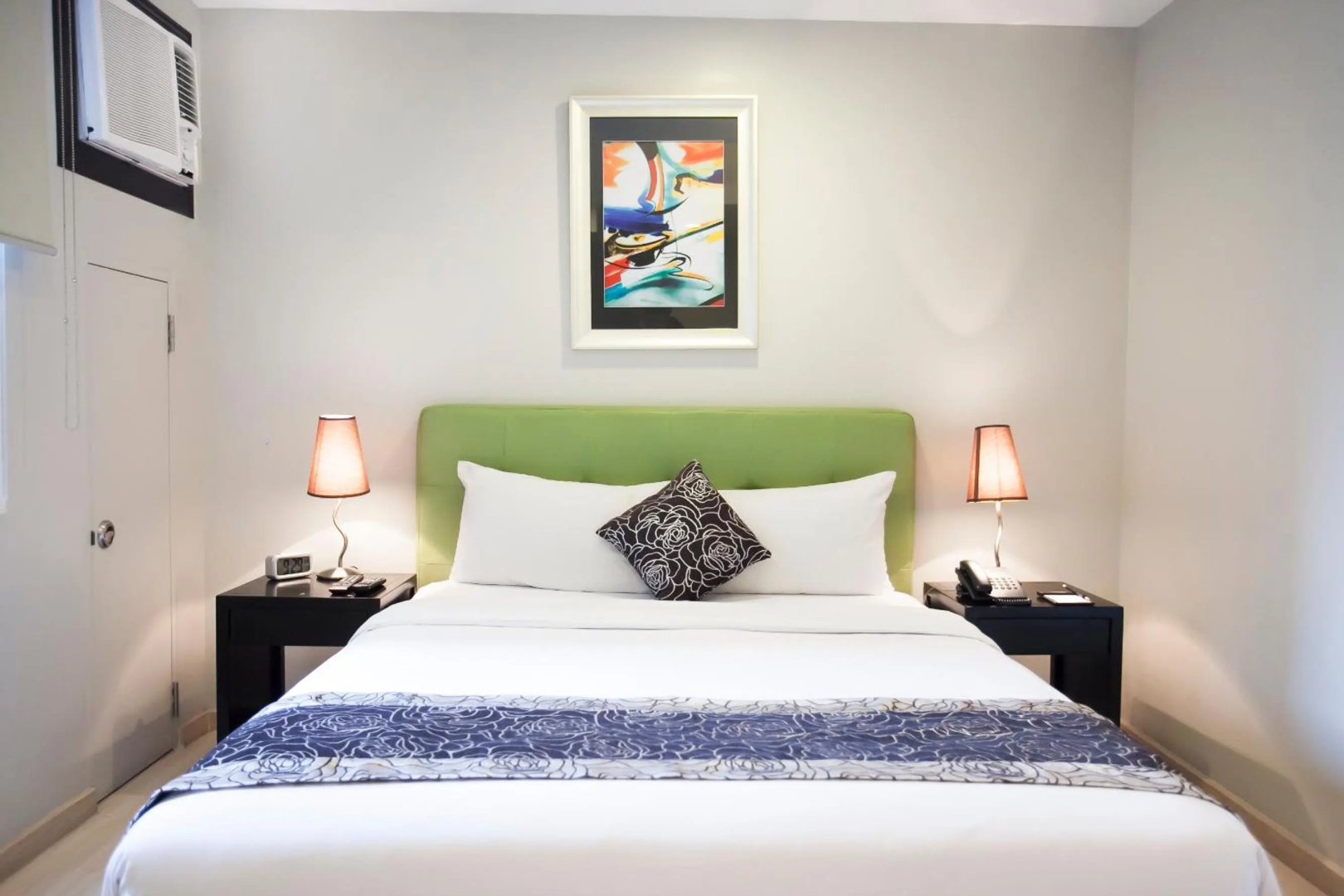Foto - The Exchange Regency Residence Hotel