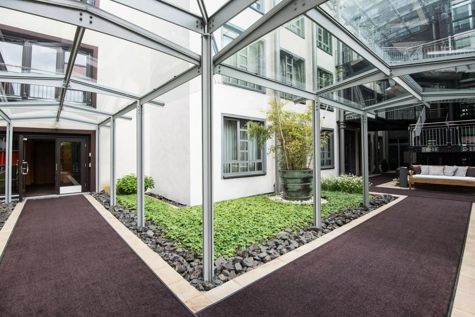 Foto - east Hotel Hamburg