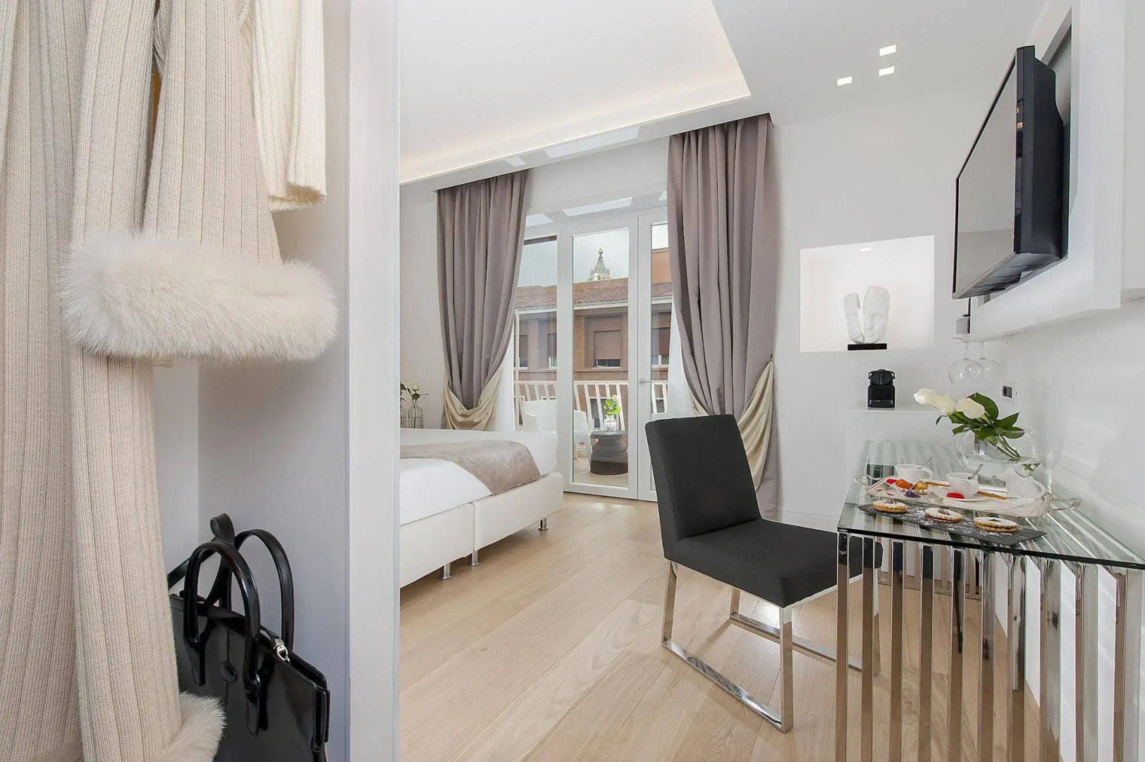 Photo - Vatican Style