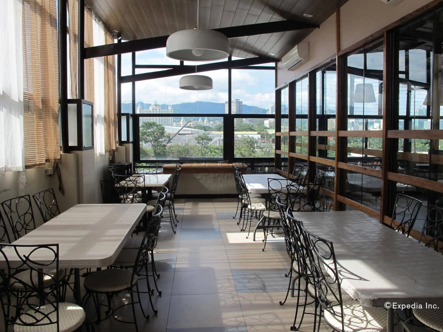 Photo - RedDoorz Plus New Era Budget Hotel Mabolo former RedDoorz near Landers Superstore Cebu City