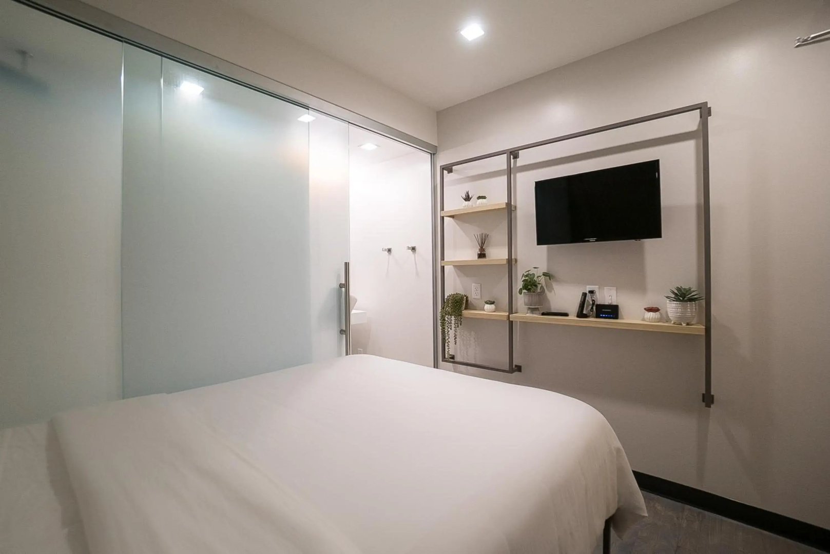 Photo - SOVA Micro-Room & Social Hotel