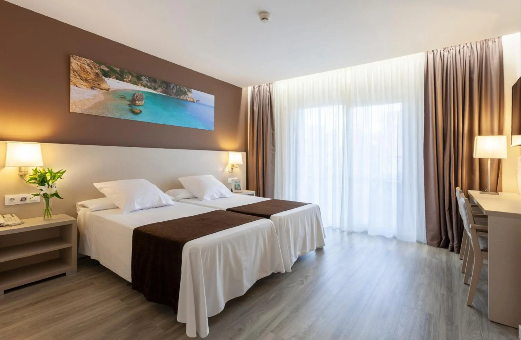 Photo - Helios Benidorm