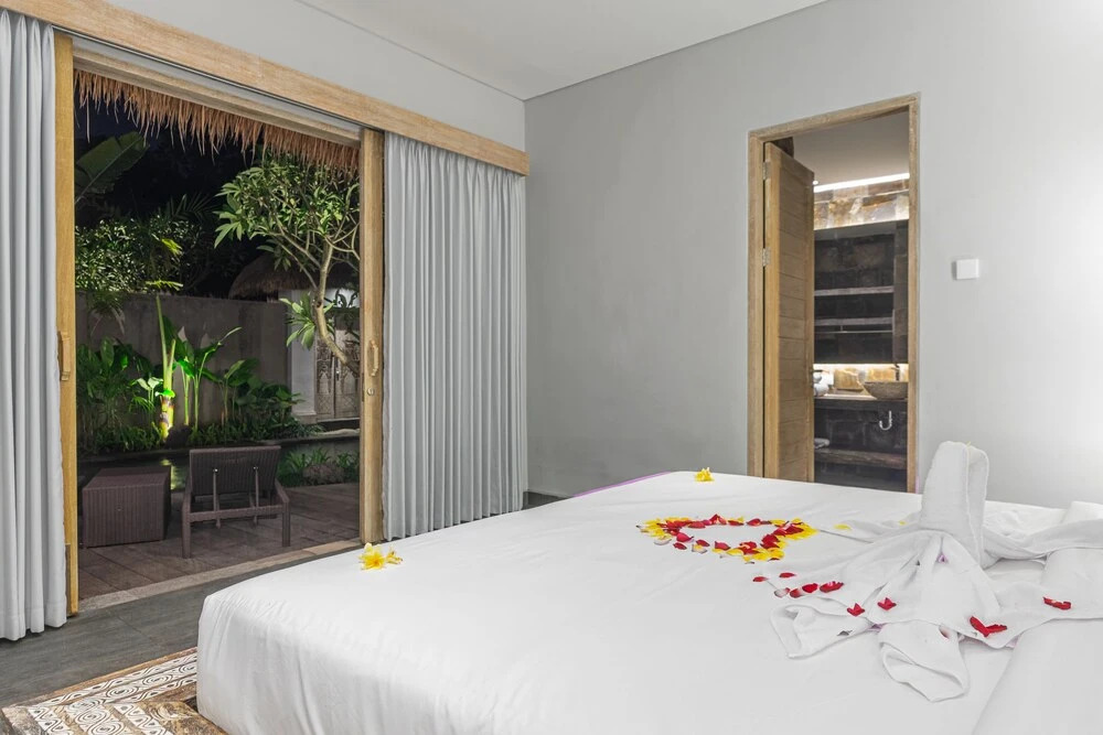 Photo - Brand new Luxury 3BR villa Ethnic Ubud #3