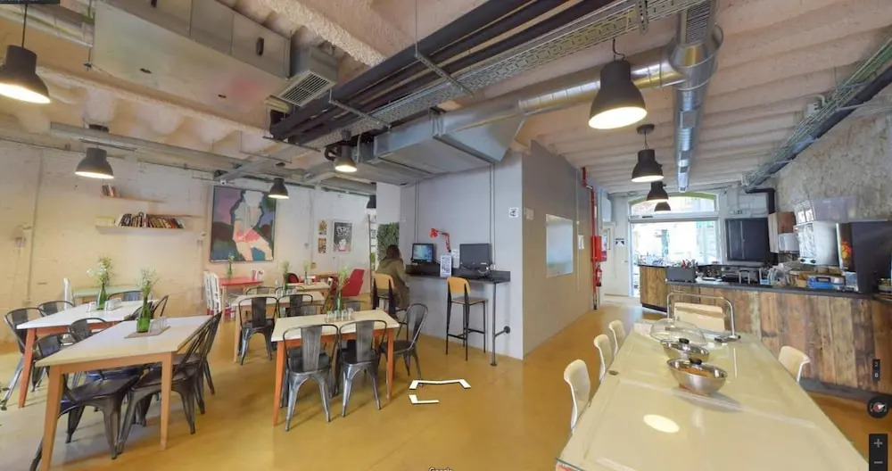 Photo - Ten To Go Hostel