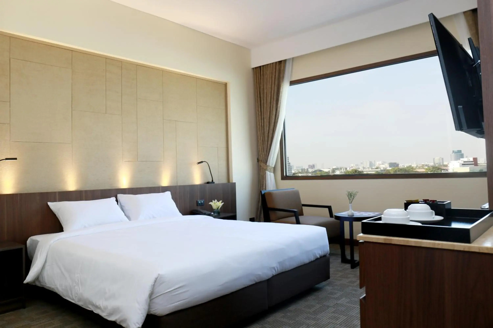 Photo - Louis' Tavern Hotel Don Muang