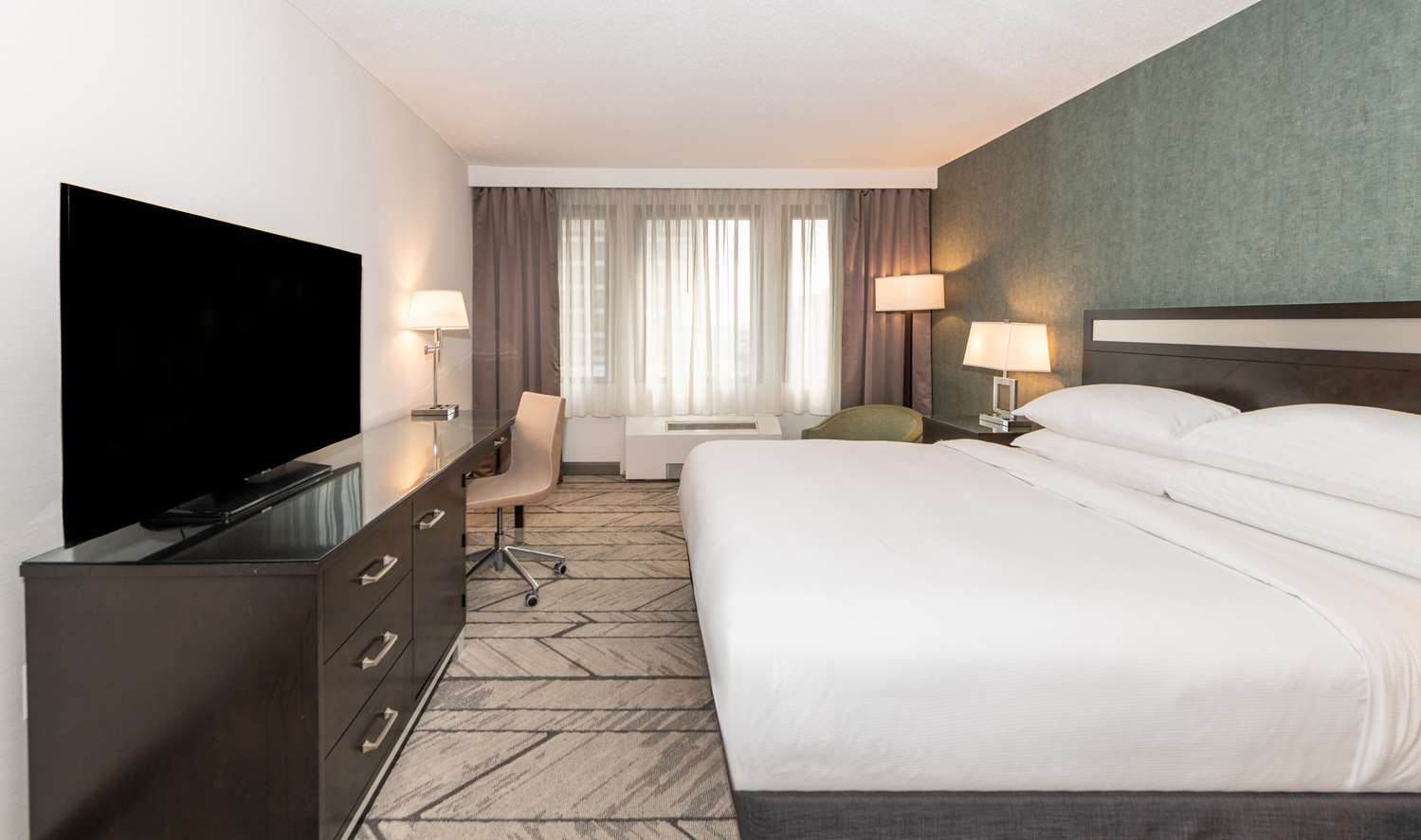 Photo - DoubleTree by Hilton Newark Penn Station