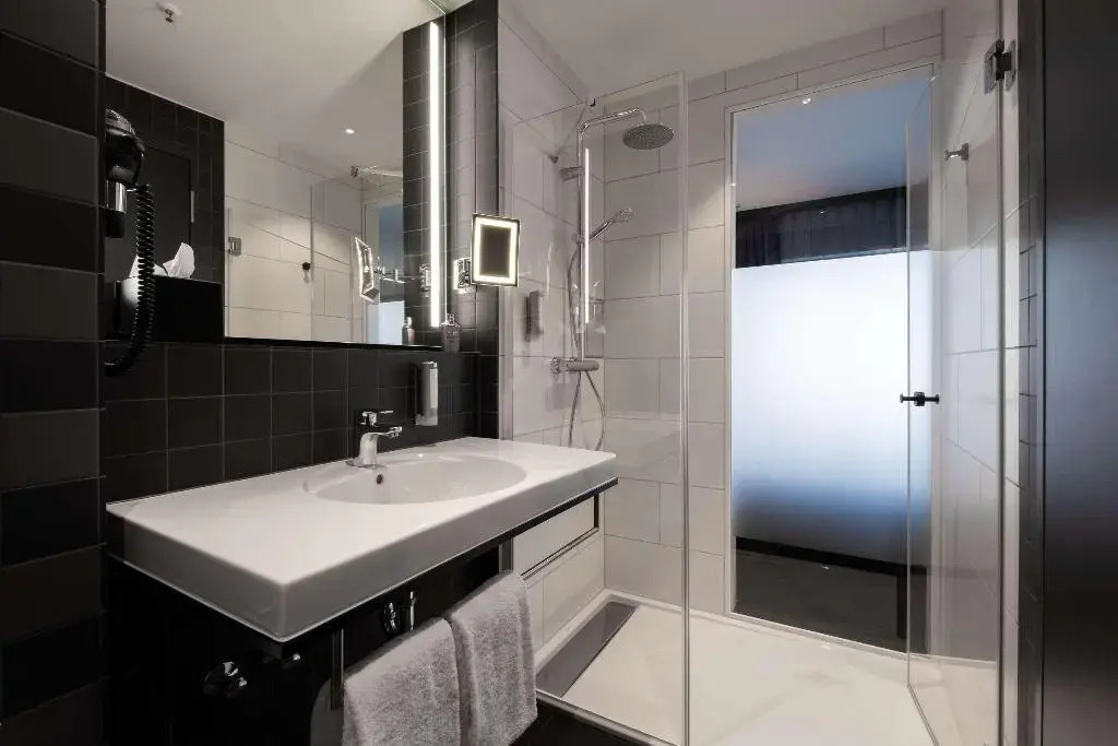 Foto - V8 Hotel Köln at MOTORWORLD