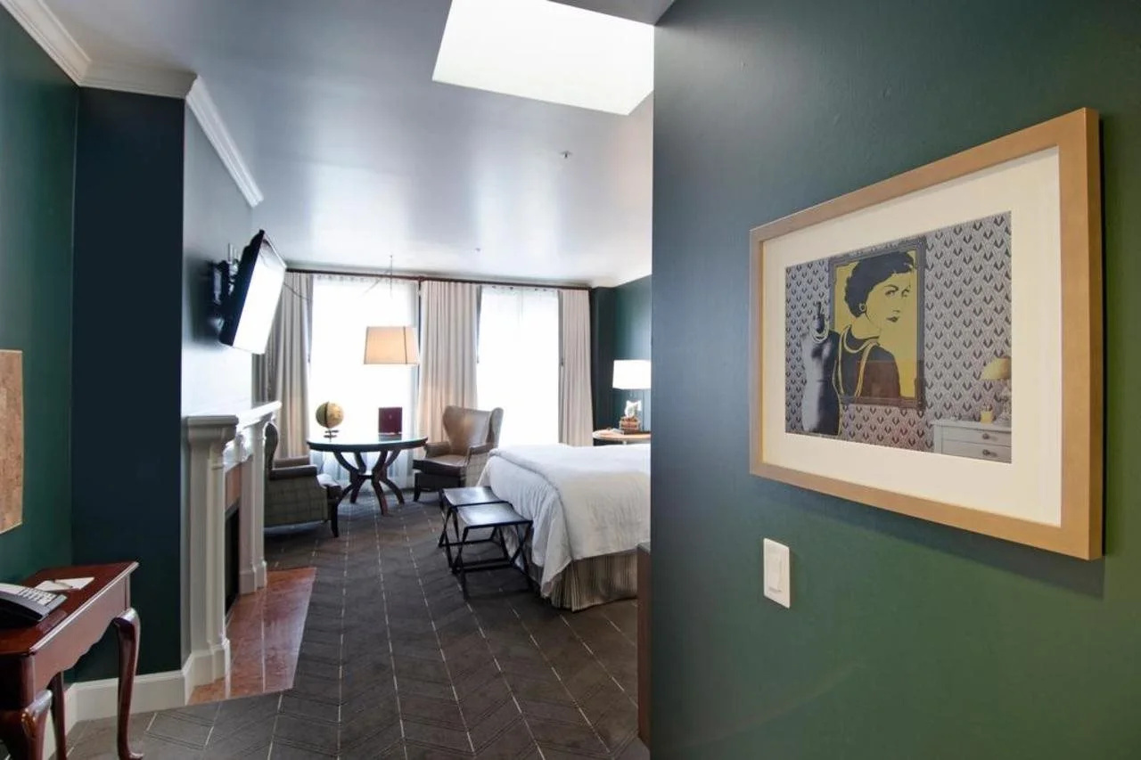 Photo - Sentinel Hotel