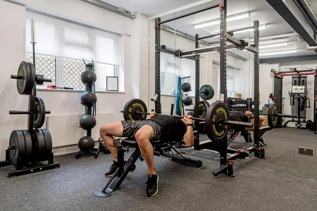 Foto - Buckingham & Lloyds