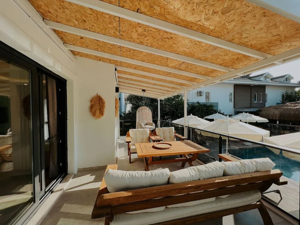 Photo - Marla Suite Hotel