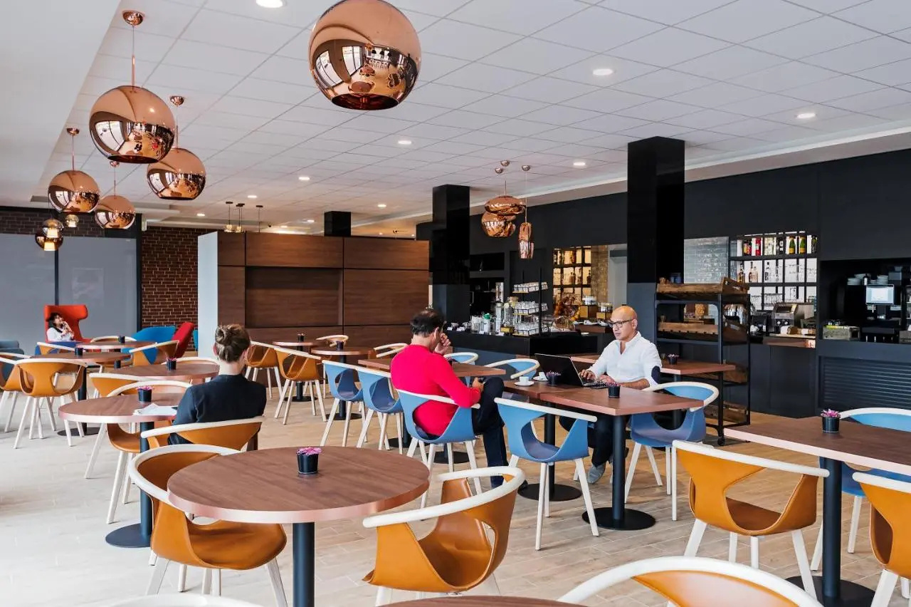 Photo - B&B Hotel Zürich Airport Rümlang