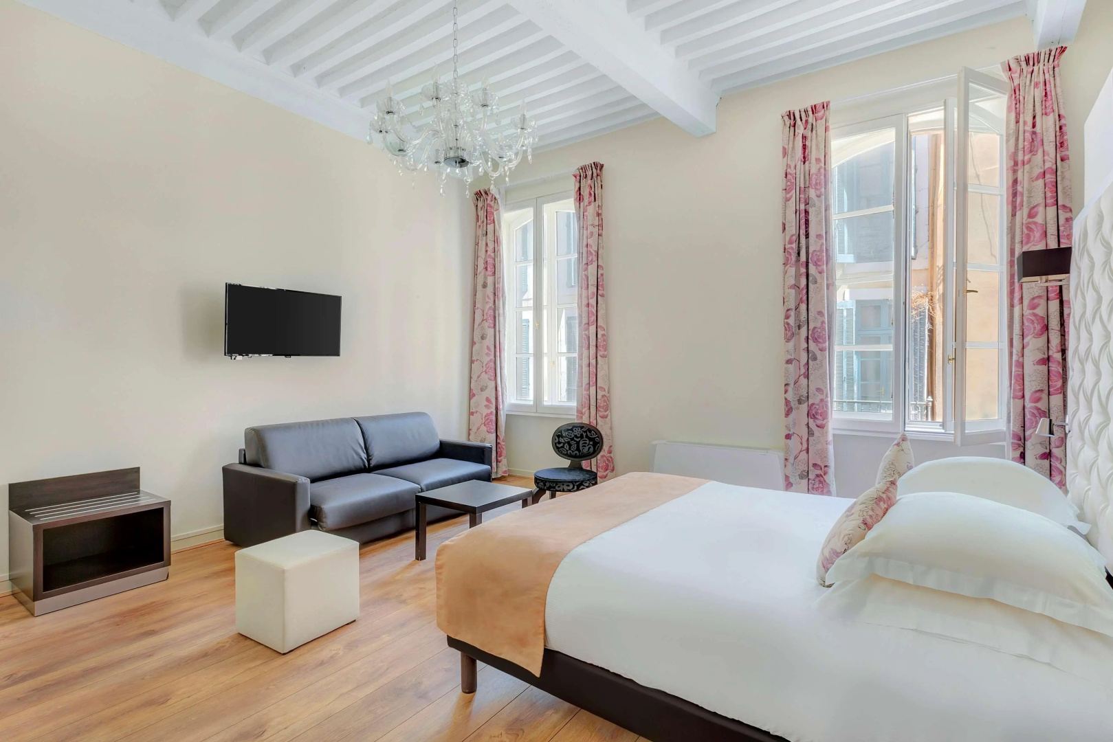 Photo - Le Marquis de La Baume Hotel