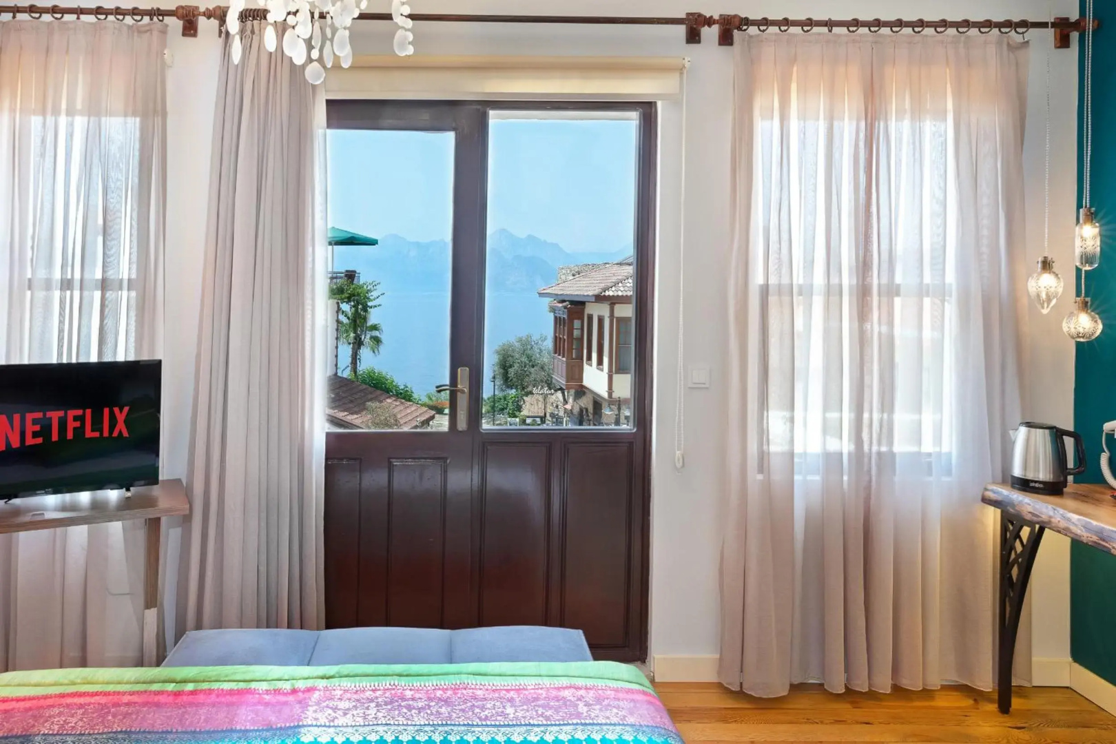 Photo - Mono Hotel