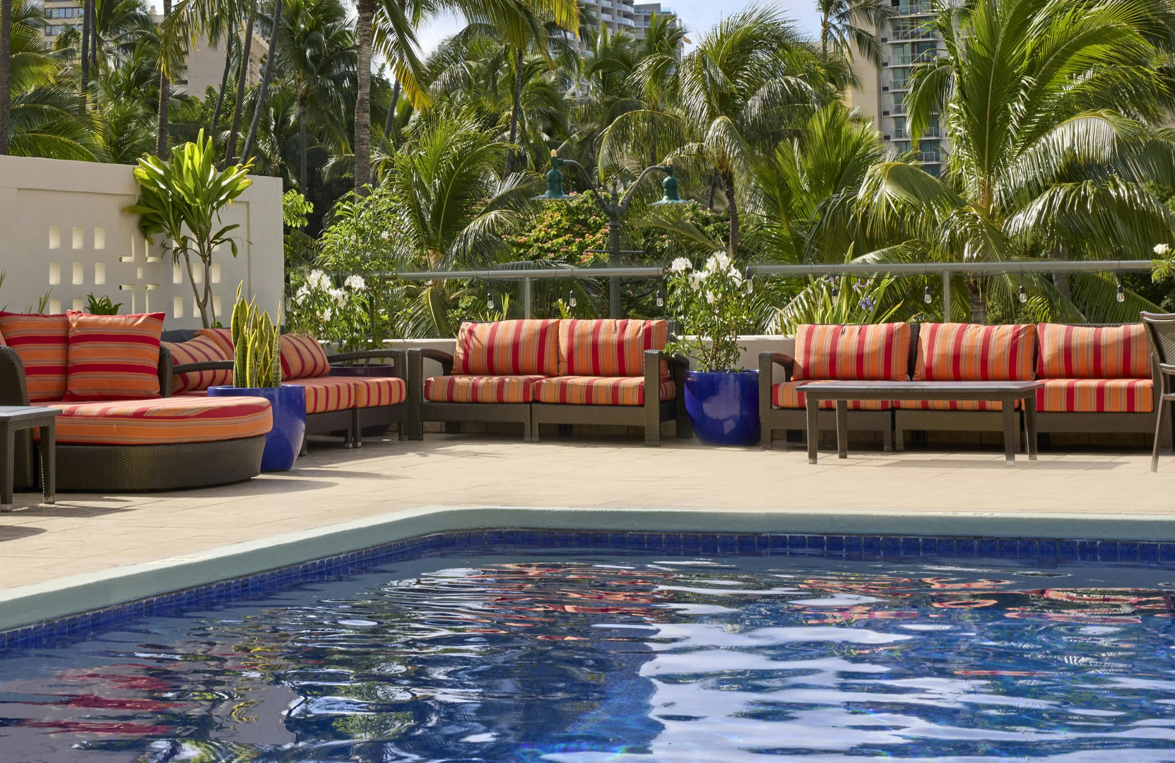 Photo - DoubleTree by Hilton Hotel Alana - Waikiki Beach