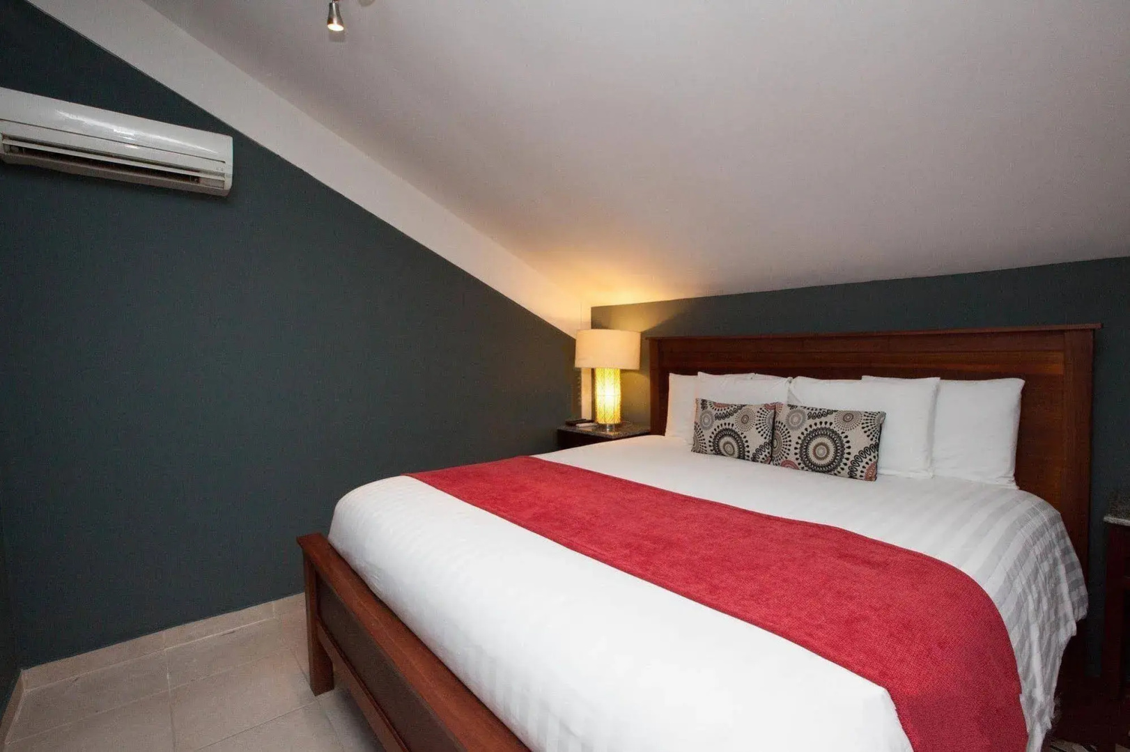 Foto - Tropical Suites Hotel
