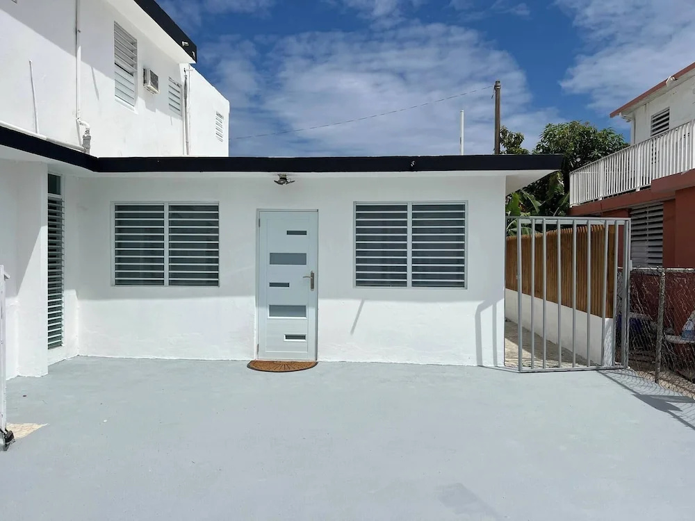 Garden Studio With Yard Space Near Mall & Airport — фото 1