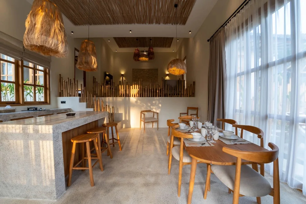 Foto - Semiramida Villa by EVDEkimi - Elegant 2BR with Pool, Open-air bath, Patio
