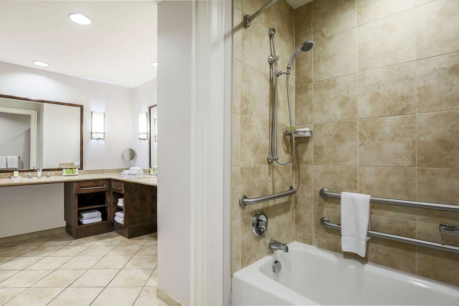 Photo - Hilton Phoenix Chandler