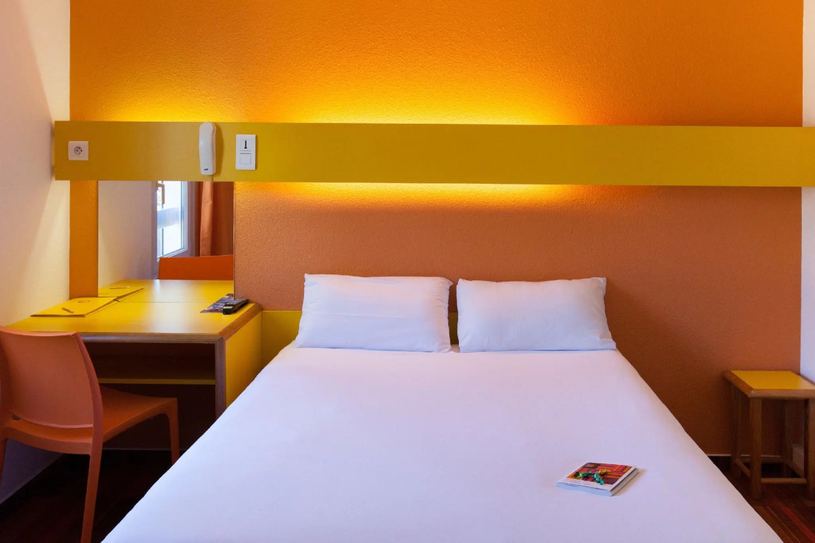 Photo - The Originals Access, Hôtel Bordeaux Lac