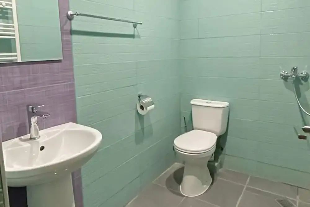 Photo - Korte Hotel Sleeps 14 With Courtyard