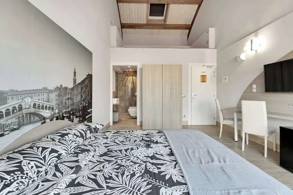 Photo - Suite A Tema