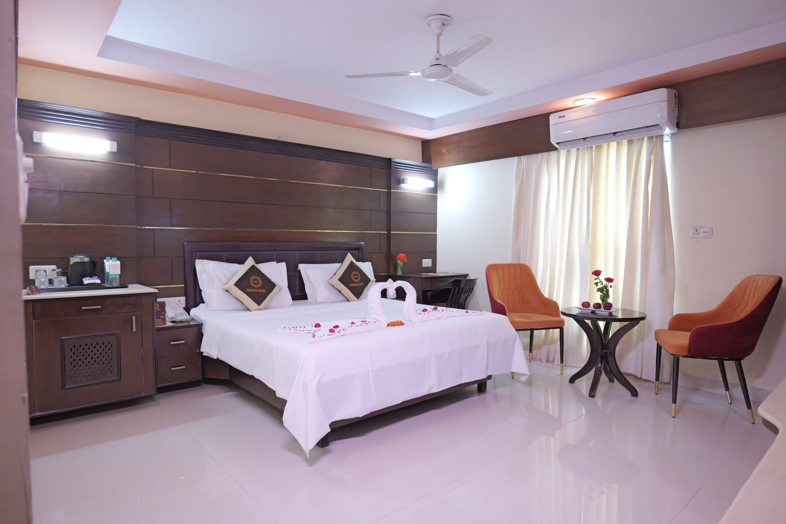 Photo - Foxoso Taj View Hotel