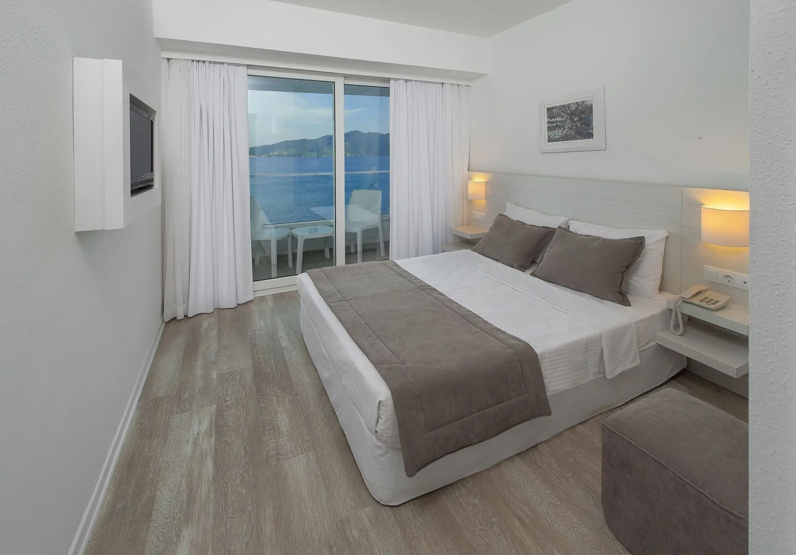 Photo - The Beachfront Hotel Adult Only 16 Plus