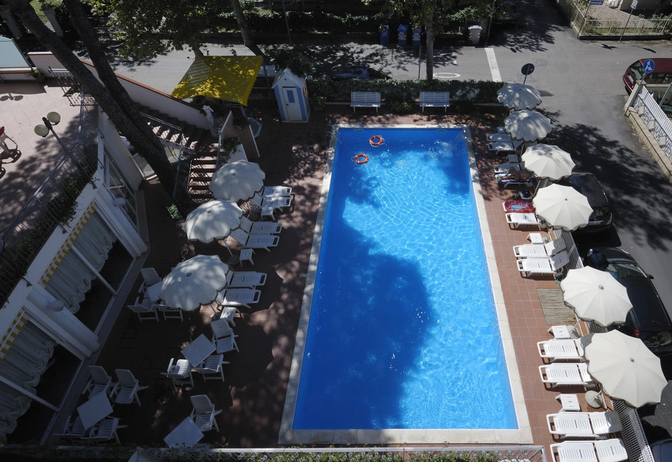 Photo - Hotel Villa dei Fiori - sul mare con piscina